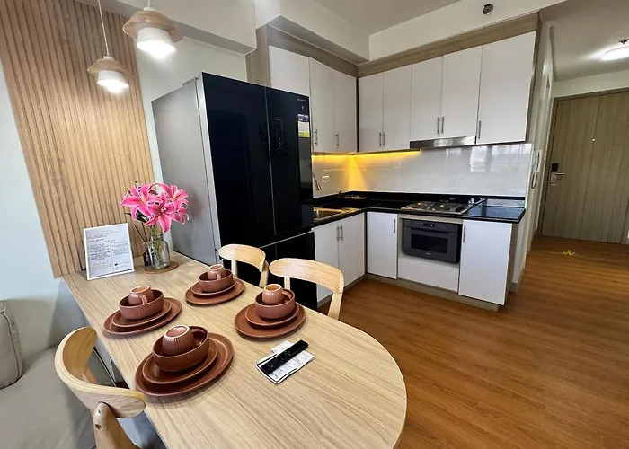 2br Facing Bay & View Shore 2 Residences Moa With Parking By Prime * Manila