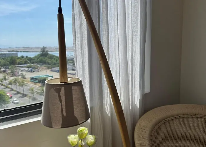 2br Facing Bay & View Shore 2 Residences Moa With Parking By Prime Apartment Manila